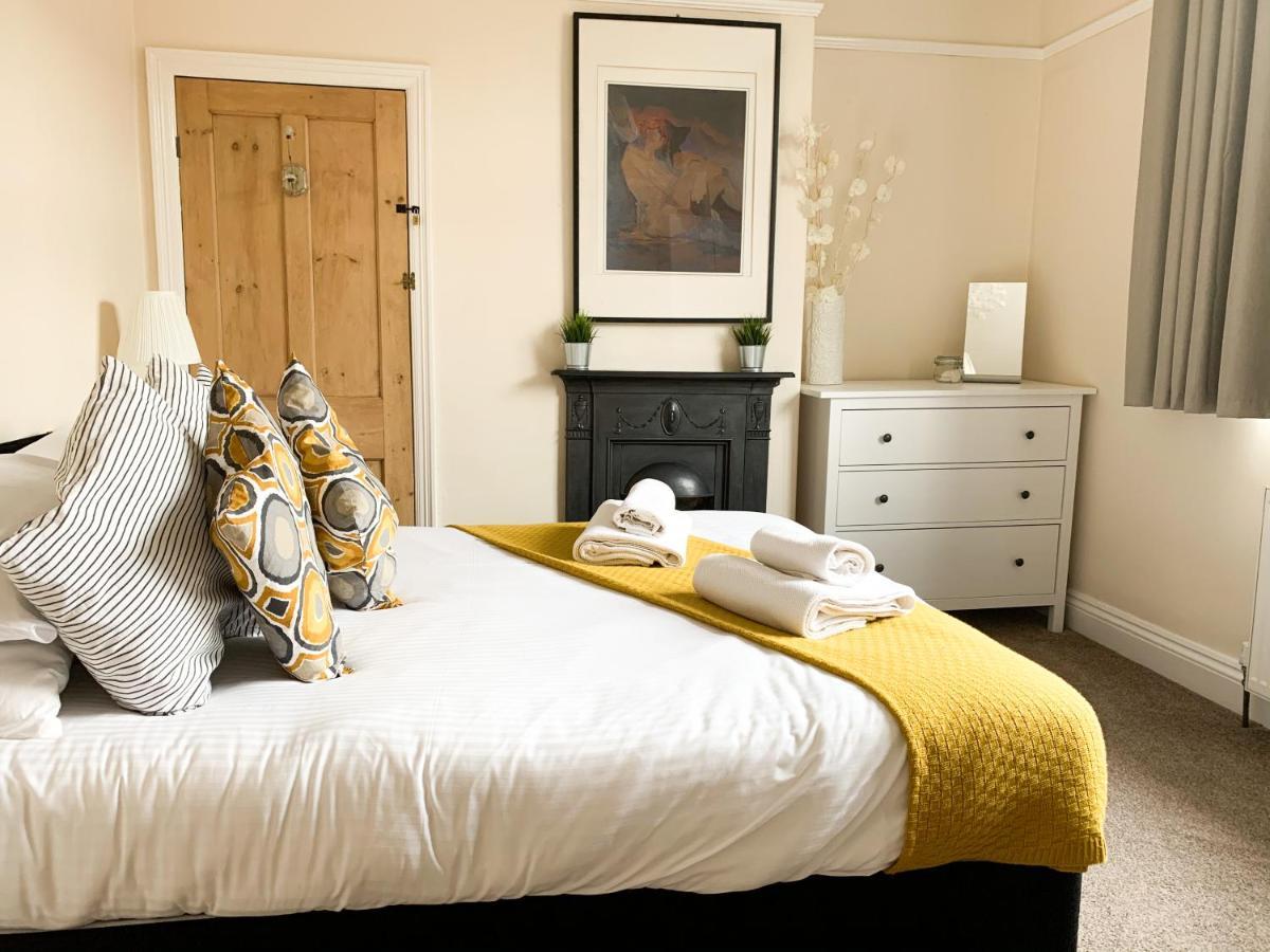 Riverside Lodge - Quaint Victorian Home By The River York Buitenkant foto