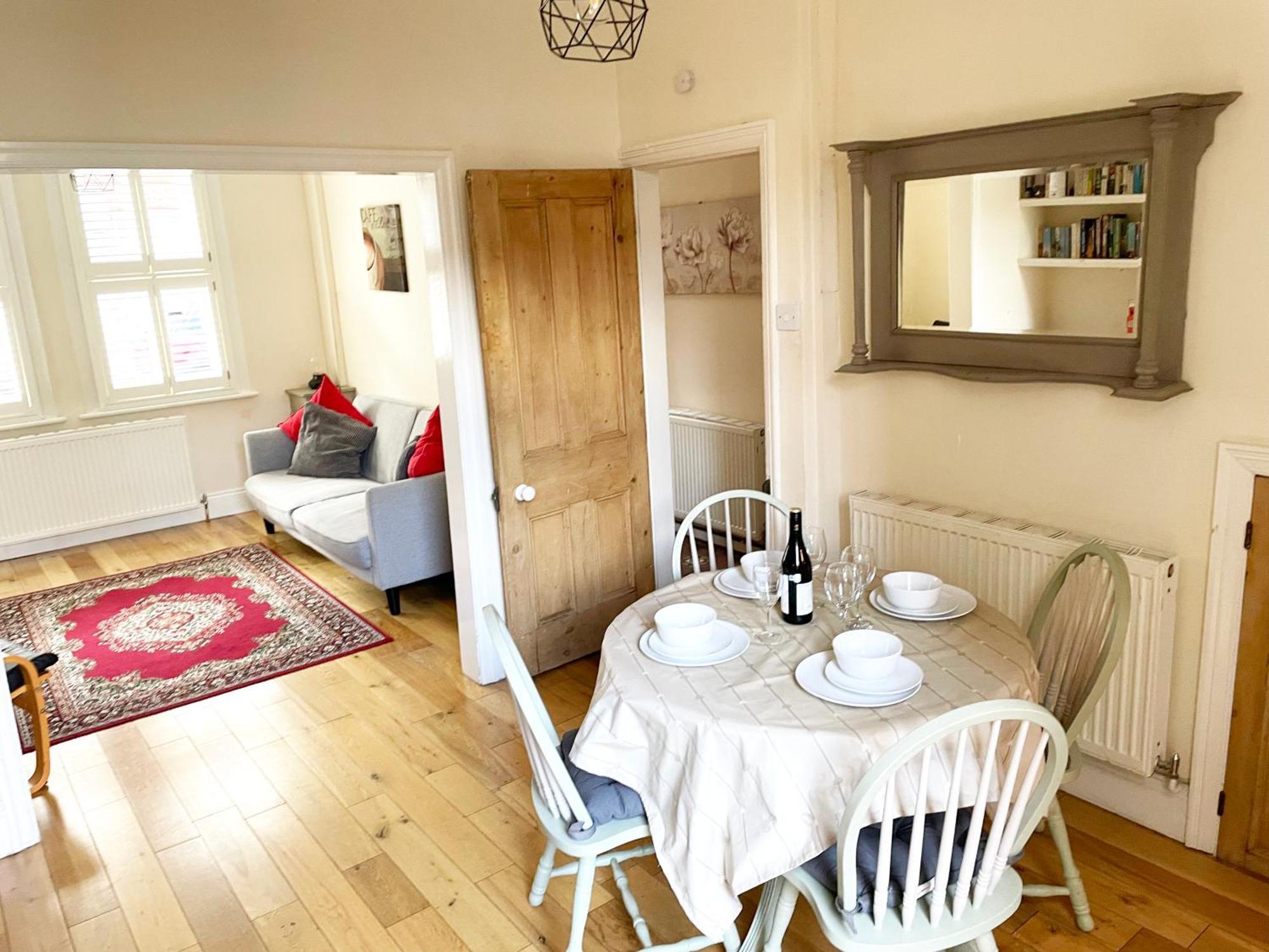 Riverside Lodge - Quaint Victorian Home By The River York Buitenkant foto