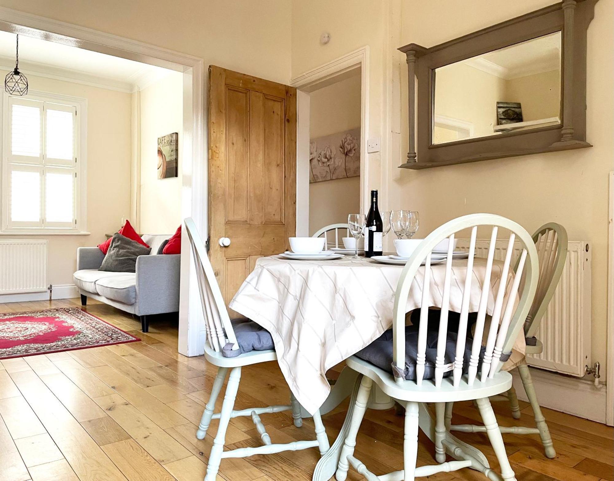 Riverside Lodge - Quaint Victorian Home By The River York Buitenkant foto
