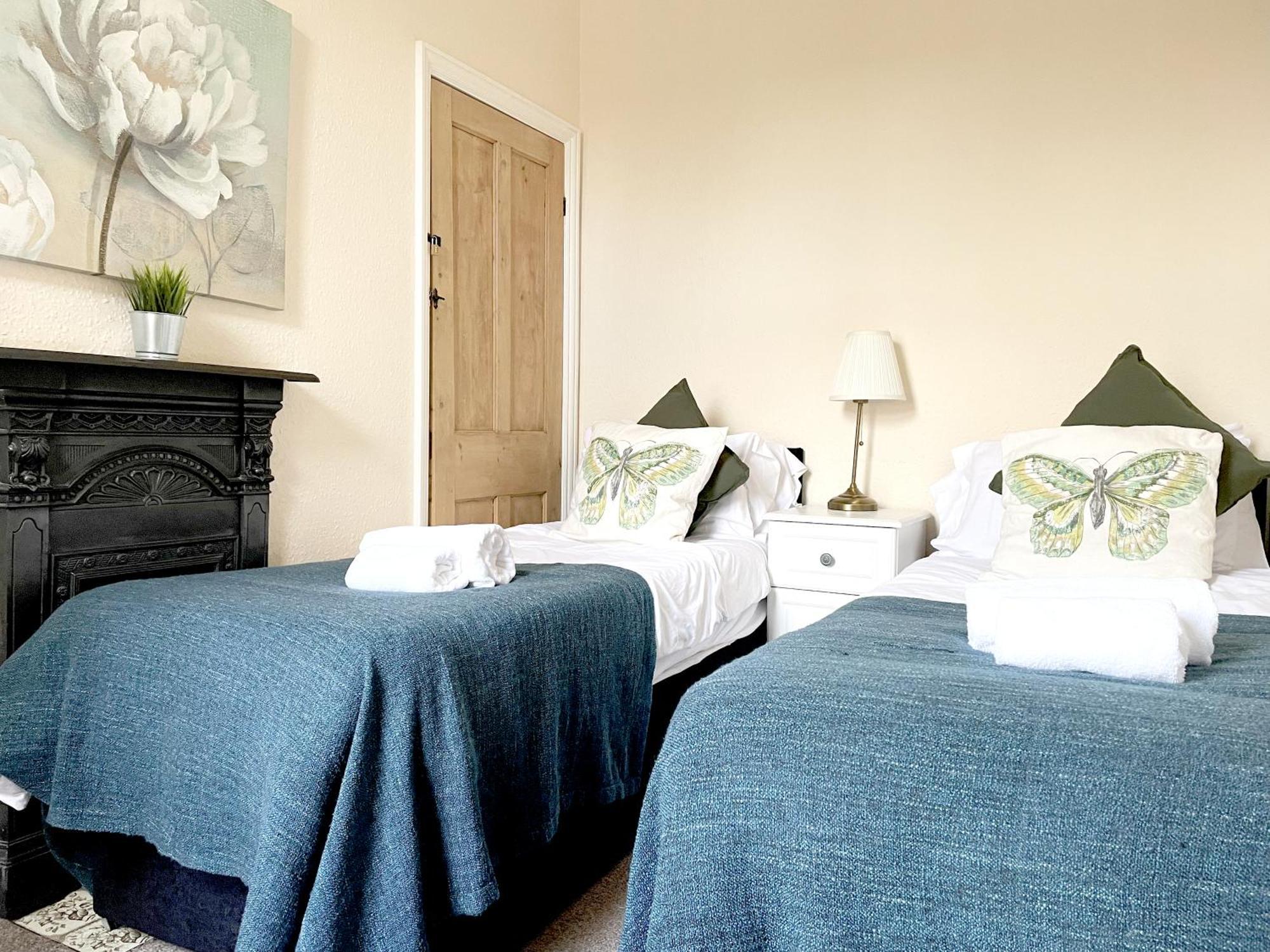 Riverside Lodge - Quaint Victorian Home By The River York Buitenkant foto